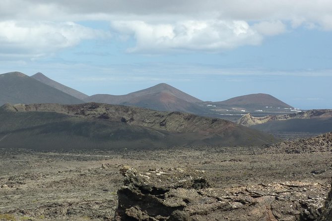Volcano Hike - Timanfaya eruptions - Walking through the first Timanfaya eruption zone