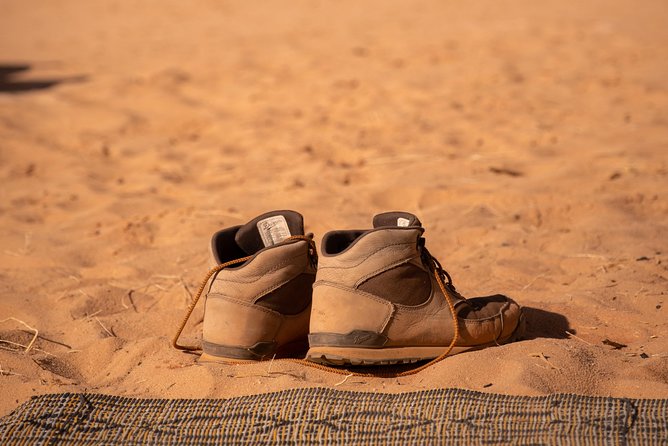 Wadi Rum: Mountain Hike with Lunch & Scenic Valley Tour - The morning climb through sand and stone