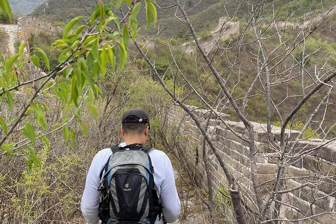 Wild Great Wall Hikes - From Wangjing to the hills