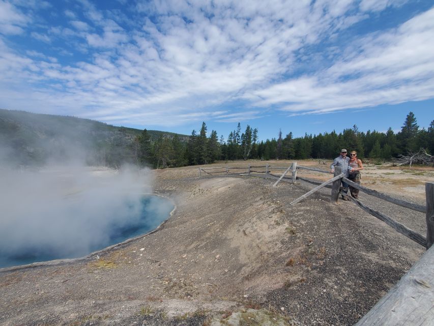 Yellowstone: Upper Geyser Basin Hike with Lunch - Who should book this hike