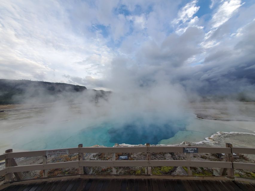 Yellowstone: Upper Geyser Basin Hike with Lunch - Starting at the Daisy Trailhead