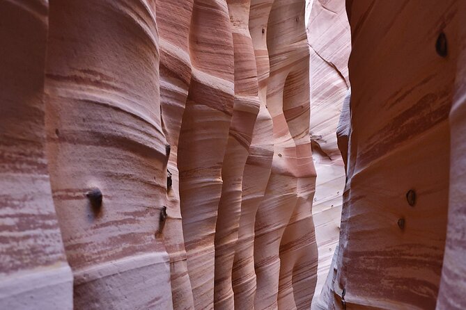 Zebra Slot Canyon Hiking Tour in Escalante - From Escalante to the dirt road